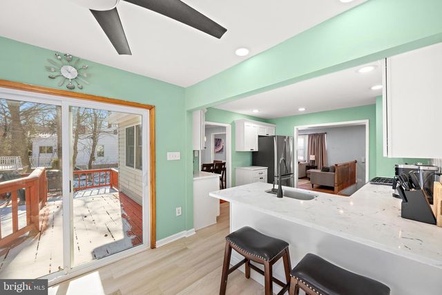 803 DEL GROVE AVE, Newark, DE 19713