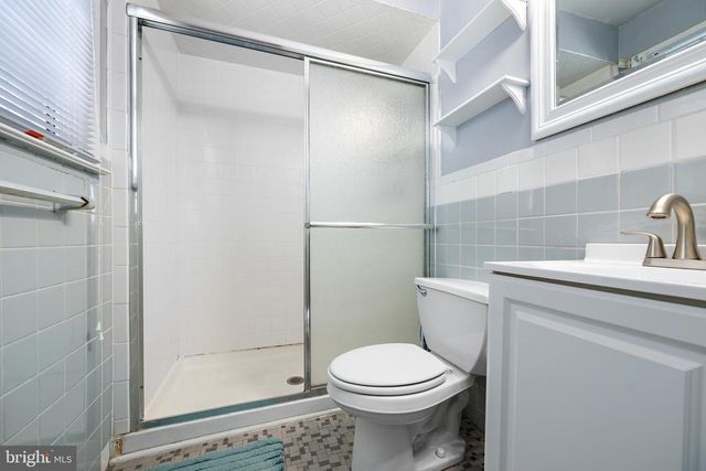 803 DEL GROVE AVE, Newark, DE 19713