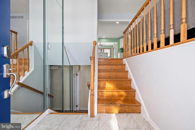 803 DEL GROVE AVE, Newark, DE 19713