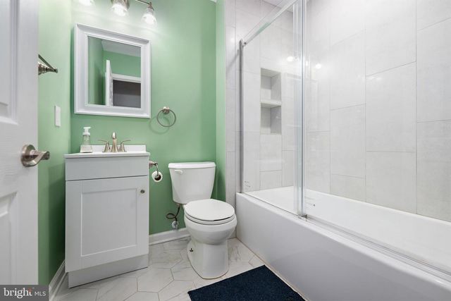 803 DEL GROVE AVE, Newark, DE 19713