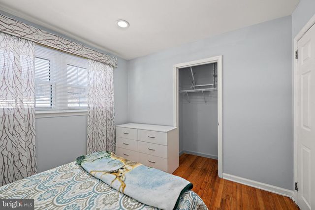 803 DEL GROVE AVE, Newark, DE 19713