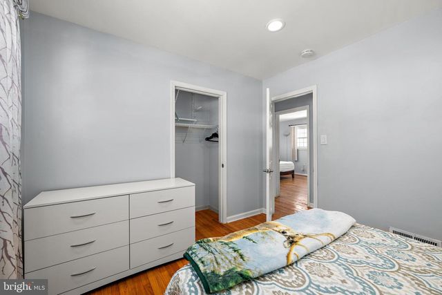 803 DEL GROVE AVE, Newark, DE 19713