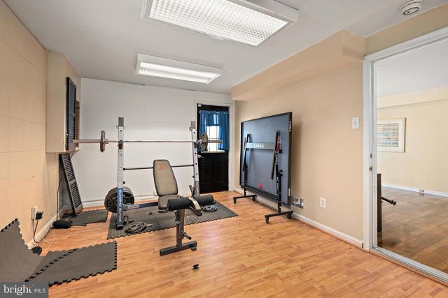 803 DEL GROVE AVE, Newark, DE 19713