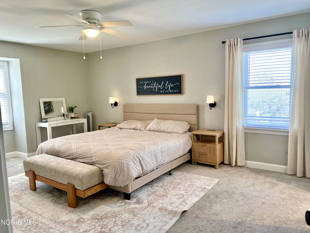 888 Sandalwood Road, Perrysburg, OH 43551