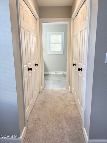 888 Sandalwood Road, Perrysburg, OH 43551