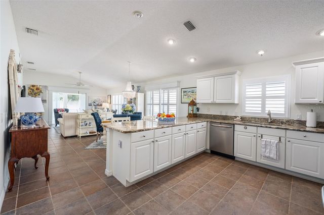 626 REEVESVILLE LANE, The Villages, FL 32162