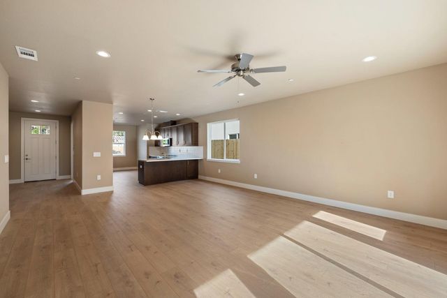 1836 Lovejoy Pl, Manteca, CA 95337
