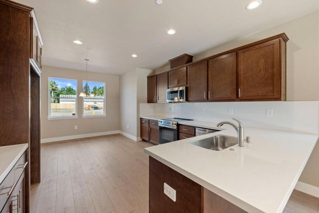 1836 Lovejoy Pl, Manteca, CA 95337