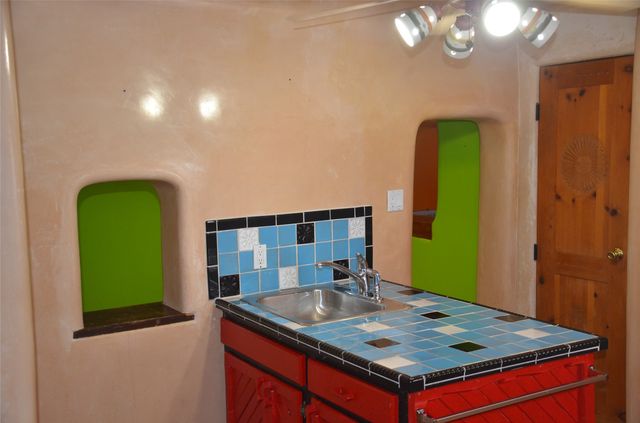 23 River, Cerrillos, NM 87010