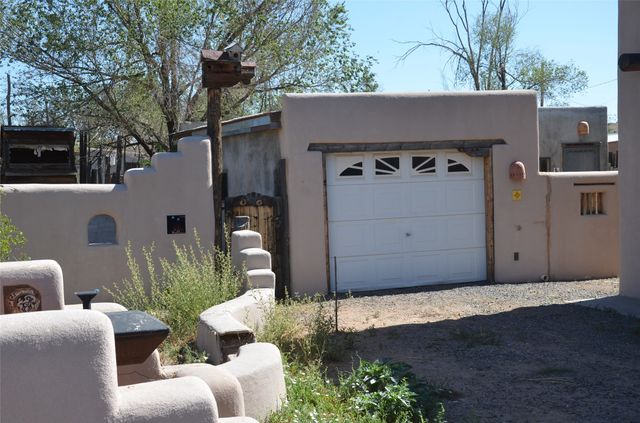 23 River, Cerrillos, NM 87010