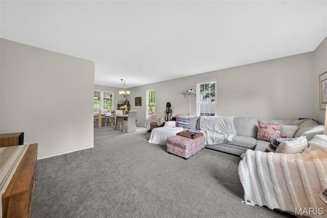 5241 Brass Lantern Place, Mehlville, MO 63128