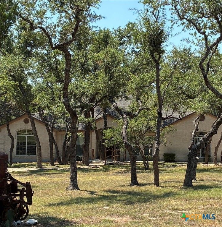 410 Arrowhead Pass, Wimberley, TX 78676