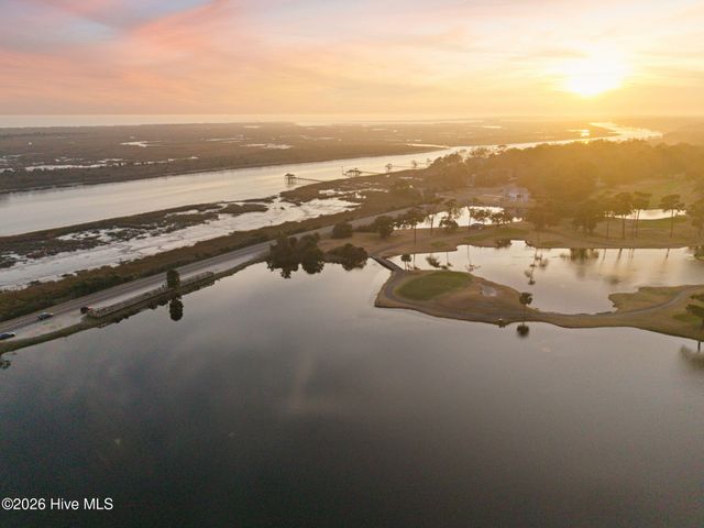 9280 Heritage Drive SW, Calabash, NC 28467