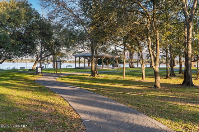 9280 Heritage Drive SW, Calabash, NC 28467