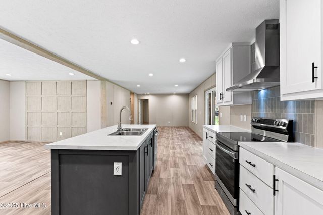 9280 Heritage Drive SW, Calabash, NC 28467