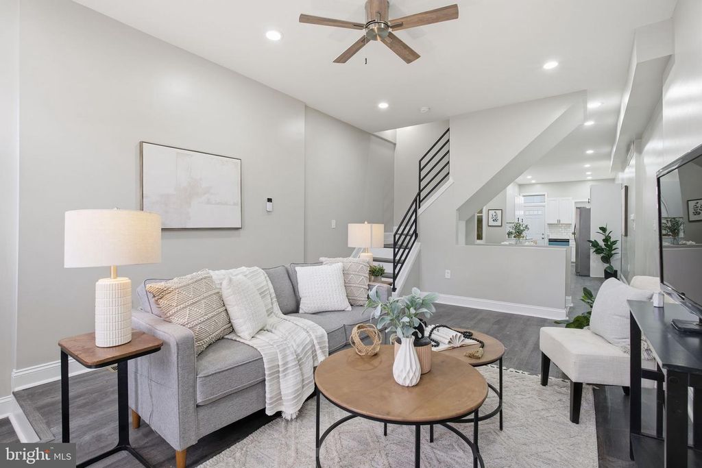 1708 E FEDERAL ST, Baltimore, MD 21213