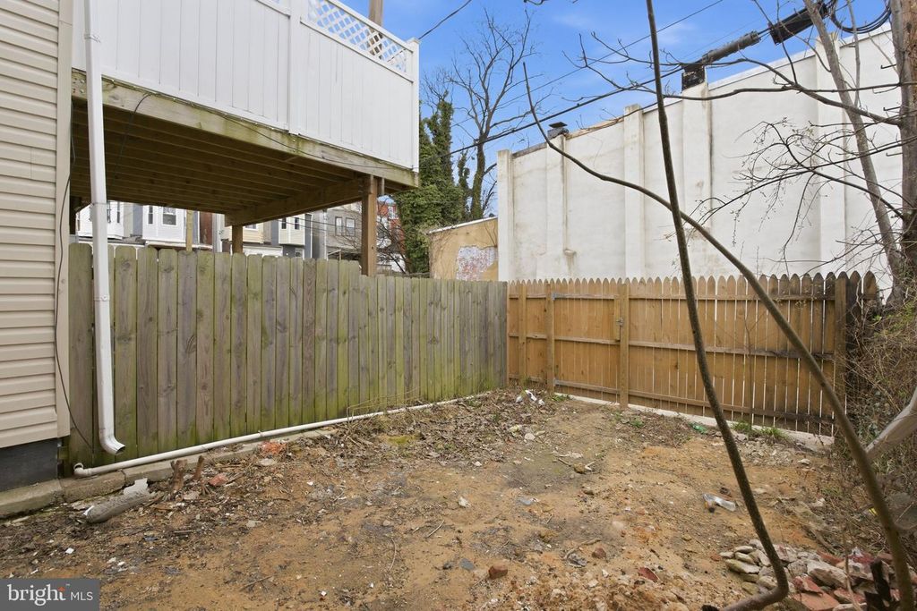 Image 30 of property listing at 1708 E FEDERAL ST, Baltimore, MD 21213