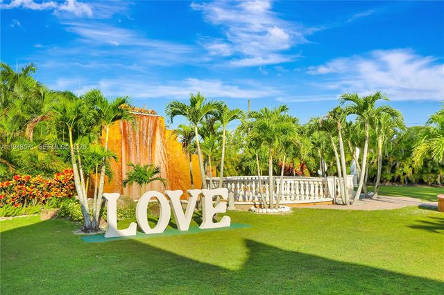 20455 SW 154th Ave, Miami, FL 33187