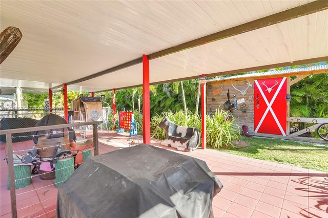 20455 SW 154th Ave, Miami, FL 33187