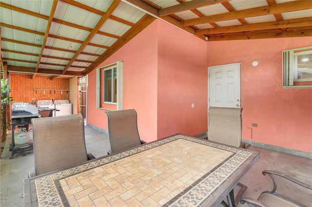 20455 SW 154th Ave, Miami, FL 33187