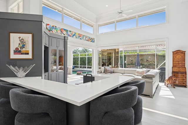 6 Cloister Circle, West Palm Beach, FL 33401