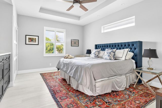 6 Cloister Circle, West Palm Beach, FL 33401