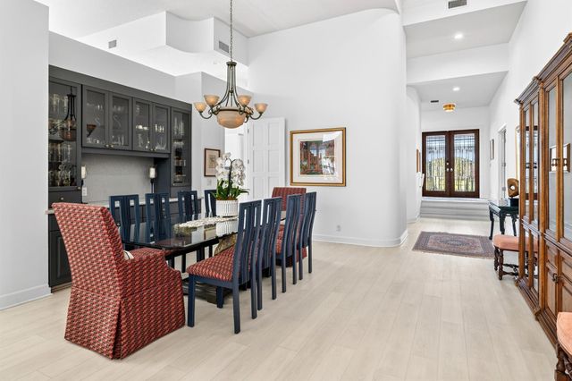 6 Cloister Circle, West Palm Beach, FL 33401