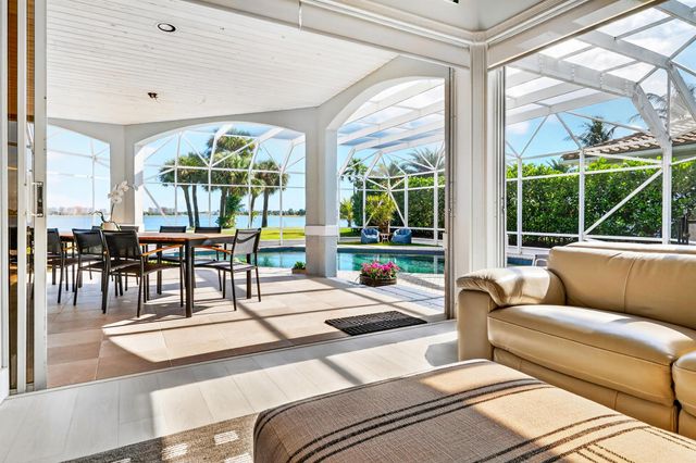 6 Cloister Circle, West Palm Beach, FL 33401