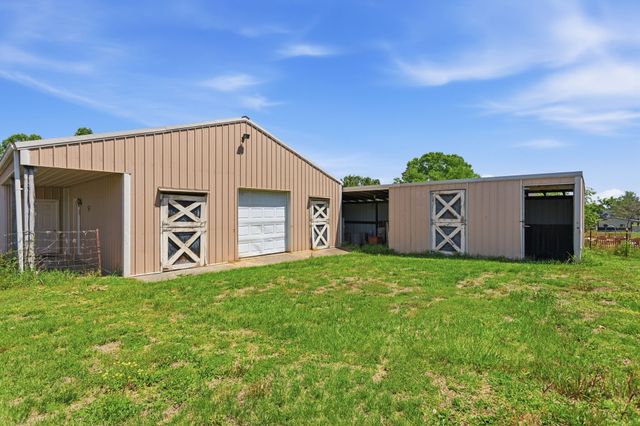 1474 Hardison Road, Columbia, TN 38401