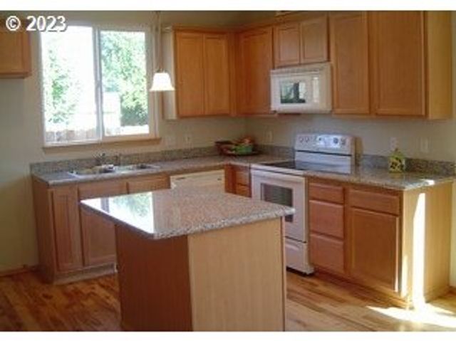 4620 Ne 105TH Ave, Portland, OR 97220