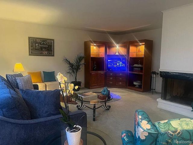 2507 Carlyle Drive, Kalamazoo, MI 49008