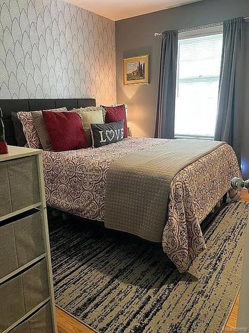 2507 Carlyle Drive, Kalamazoo, MI 49008