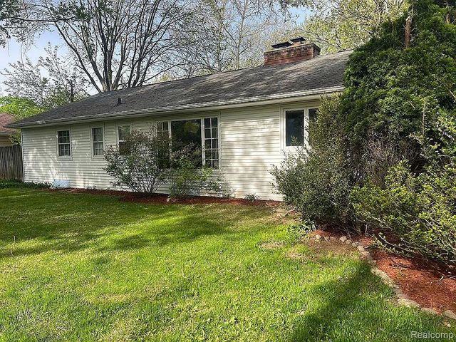 2507 Carlyle Drive, Kalamazoo, MI 49008