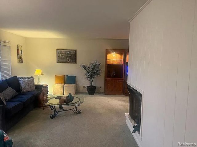 2507 Carlyle Drive, Kalamazoo, MI 49008