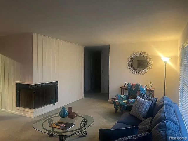 2507 Carlyle Drive, Kalamazoo, MI 49008