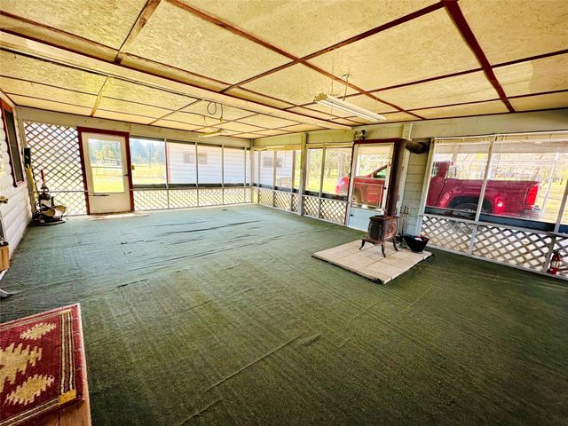 318 County Road Se 4265, Mount Vernon, TX 75457