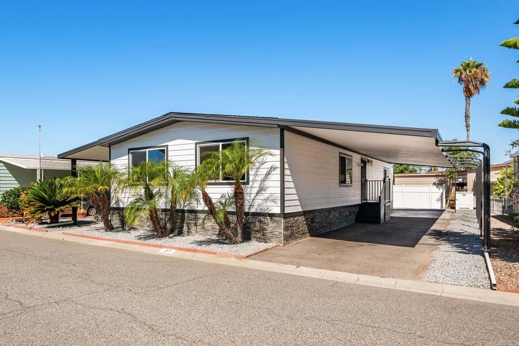 200 N El Camino Real 37, Oceanside, CA 92058 — photo 2