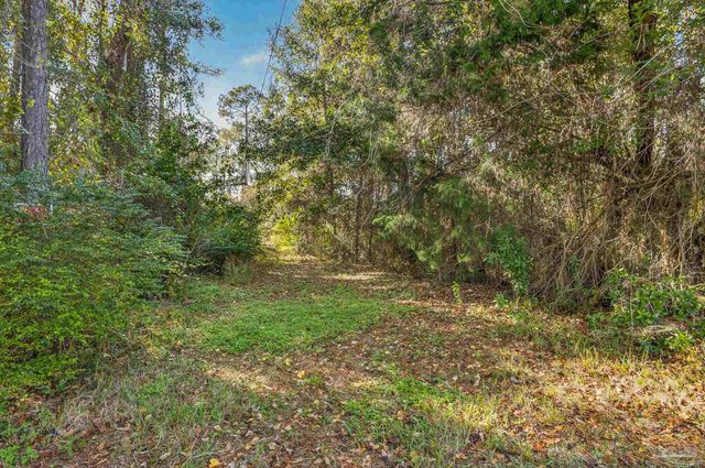 7900 Mobile Hwy, Pensacola, FL 32526