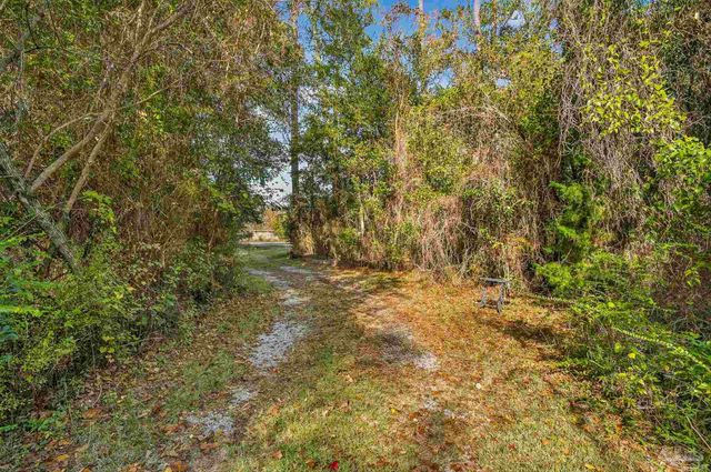 7900 Mobile Hwy, Pensacola, FL 32526