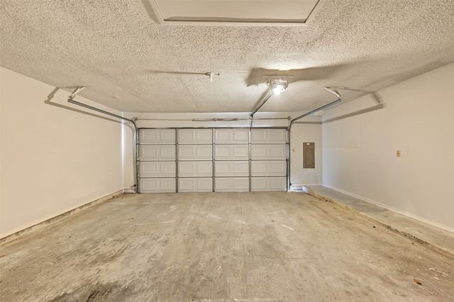 2800 Keller Springs Road 1D, Carrollton, TX 75006
