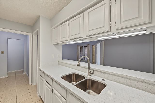 2800 Keller Springs Road 1D, Carrollton, TX 75006