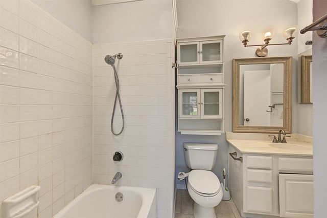 2800 Keller Springs Road 1D, Carrollton, TX 75006