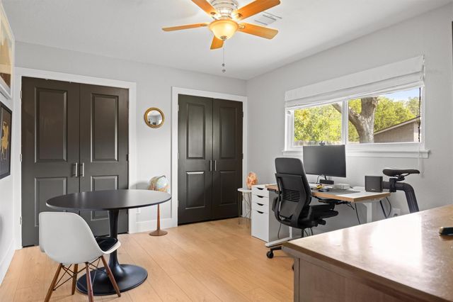 5901 Thames DR, Austin, TX 78723