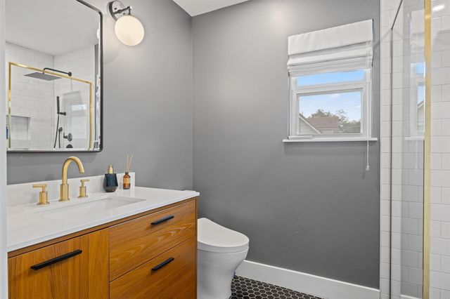 5901 Thames DR, Austin, TX 78723