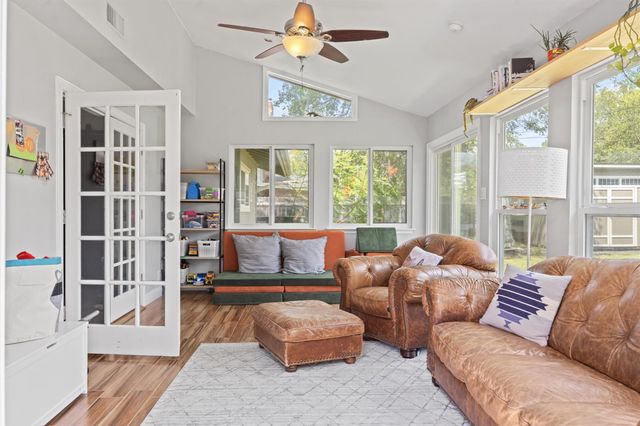 5901 Thames DR, Austin, TX 78723