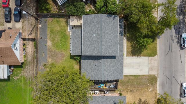 5901 Thames DR, Austin, TX 78723
