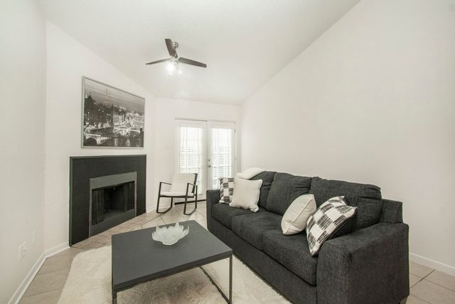 2500 E Park Boulevard W3, Plano, TX 75074