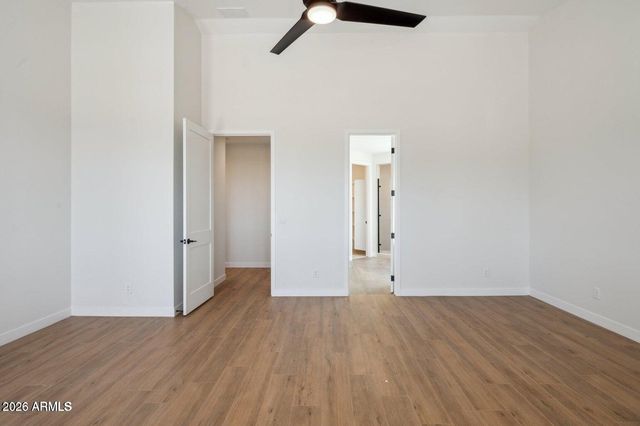 654 E Paint Your Wagon Trail, Phoenix, AZ 85085