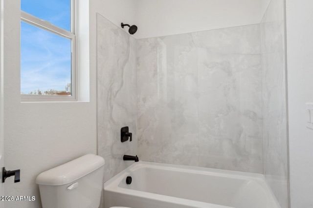 654 E Paint Your Wagon Trail, Phoenix, AZ 85085