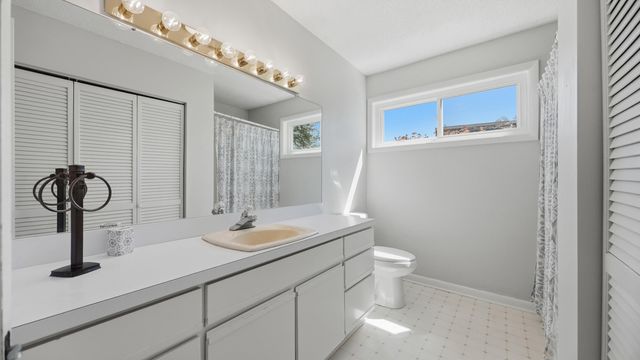 1278 Village Green Drive, Hixson, TN 37343